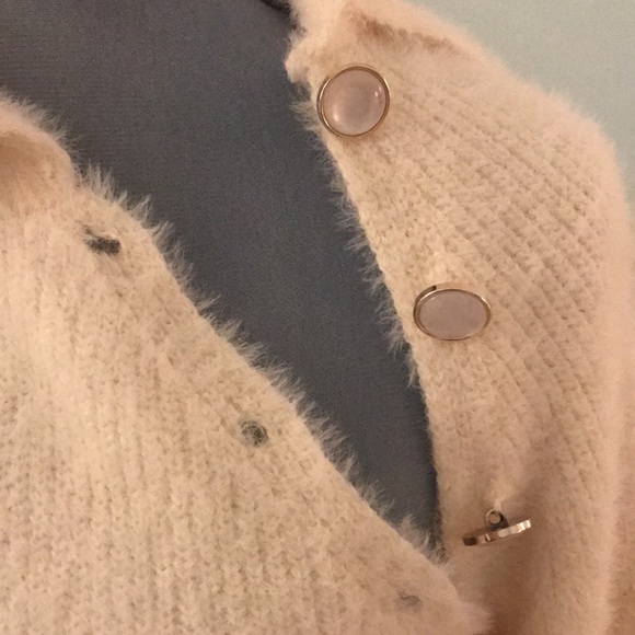 Soft Cozy Bellezza Republic Ivory Cream Sweater Size S… - Picture 7 of 16